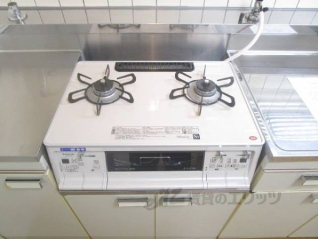 キッチン　コンロ