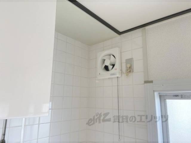 キッチン　換気扇