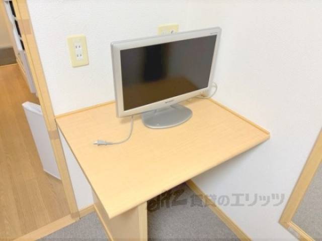 洋室　テレビ