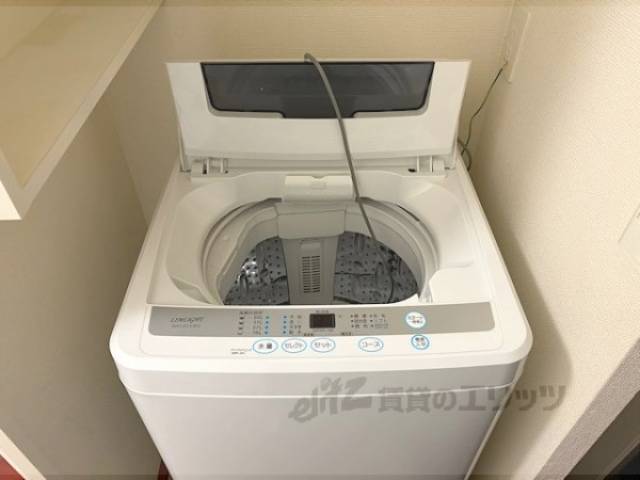 洗濯機置場　洗濯機