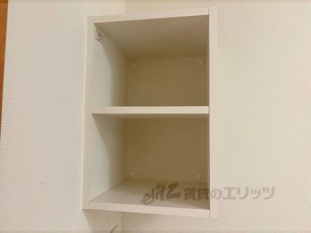 収納　棚