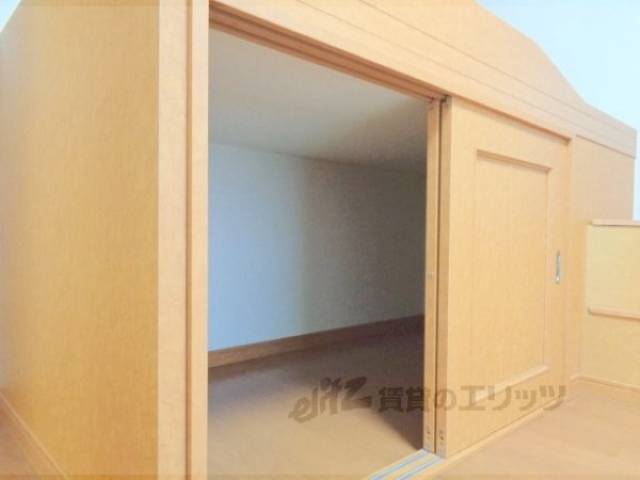 収納　ベッド下収納