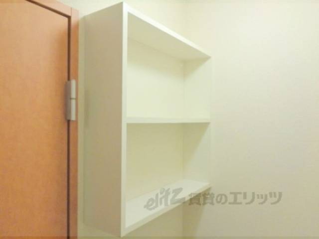 収納　冷蔵庫上収納