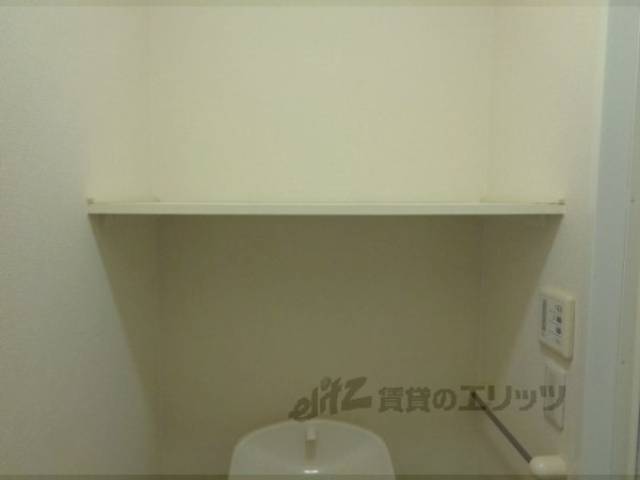 トイレ　収納