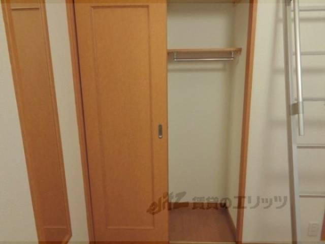 洋室　クローゼット