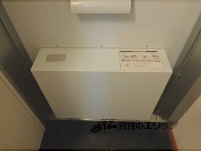 玄関　宅配ボックス