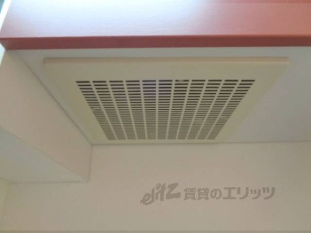 キッチン　換気扇