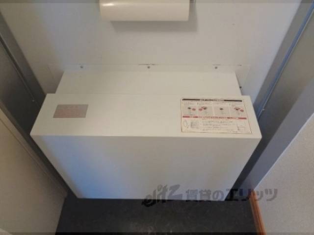 玄関　宅配ボックス