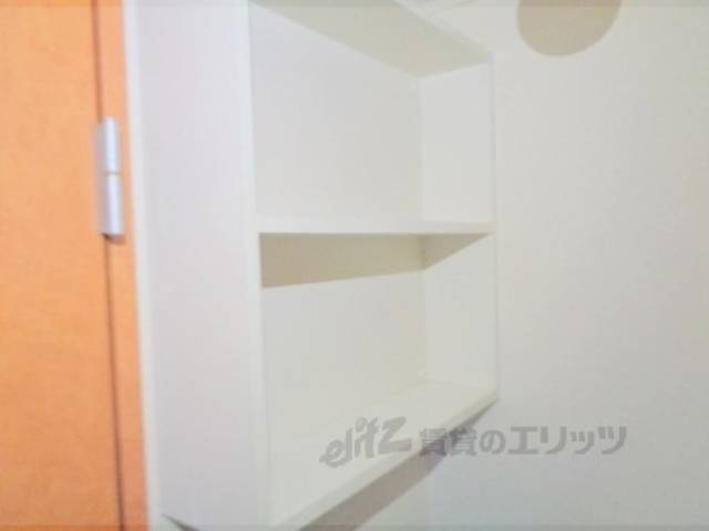 洗濯機置場　収納