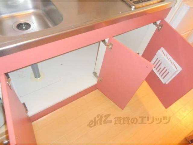 キッチン　収納