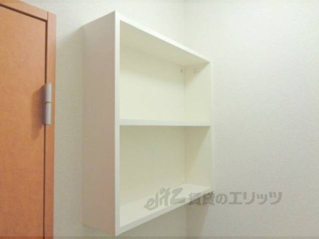 洗濯機置場　収納