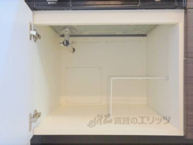 キッチン　収納