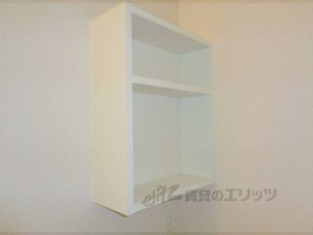 洗濯機置場　収納