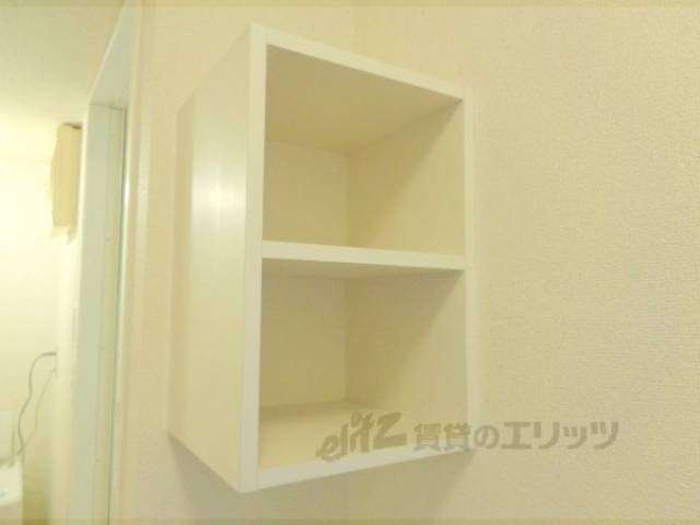 洗濯機置場　収納