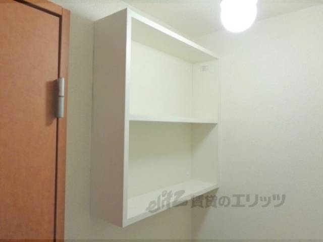 洗濯機置場　収納