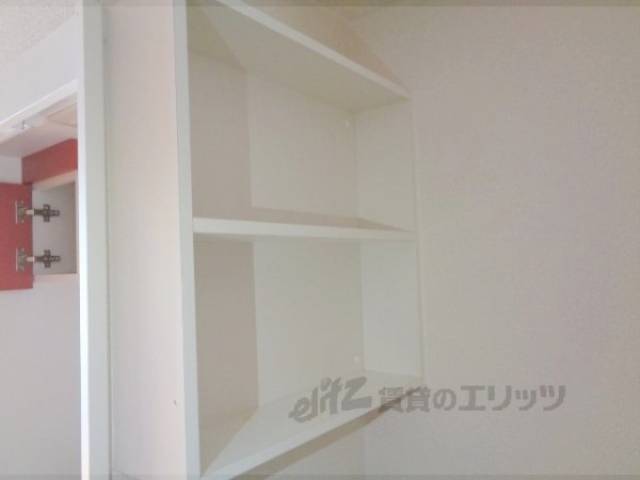 洗濯機置場　収納