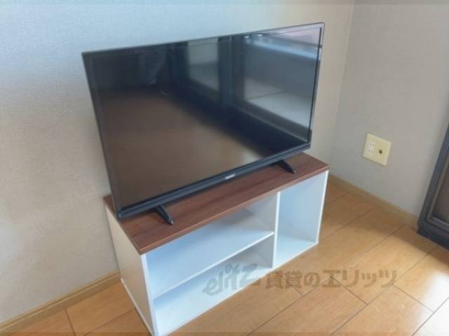 テレビ　備品