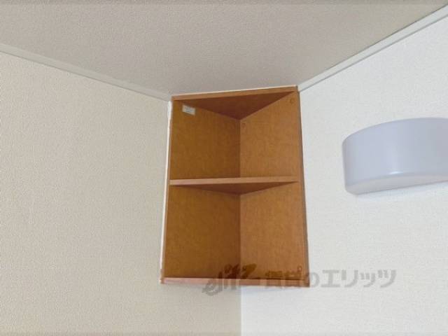 収納　棚
