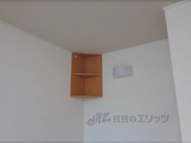 洋室　収納