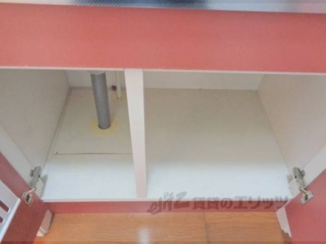 キッチン　収納