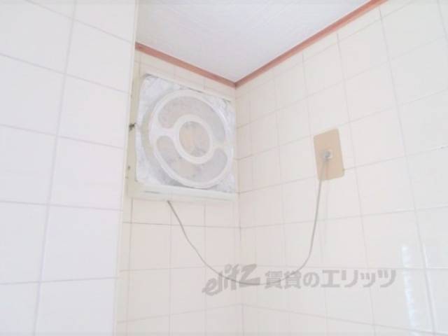 キッチン　換気扇