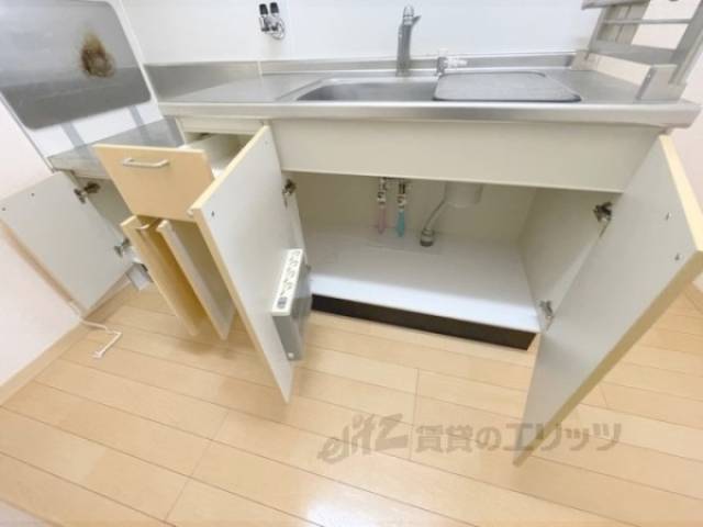 キッチン　下棚