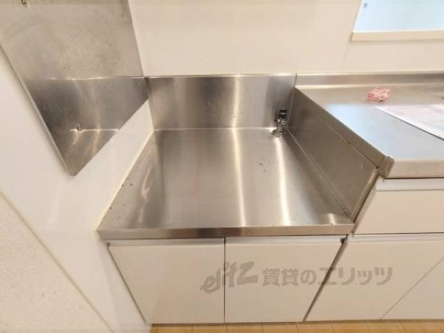 キッチン　コンロ置場