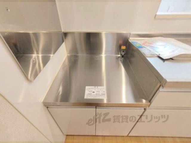 キッチン　コンロ置場