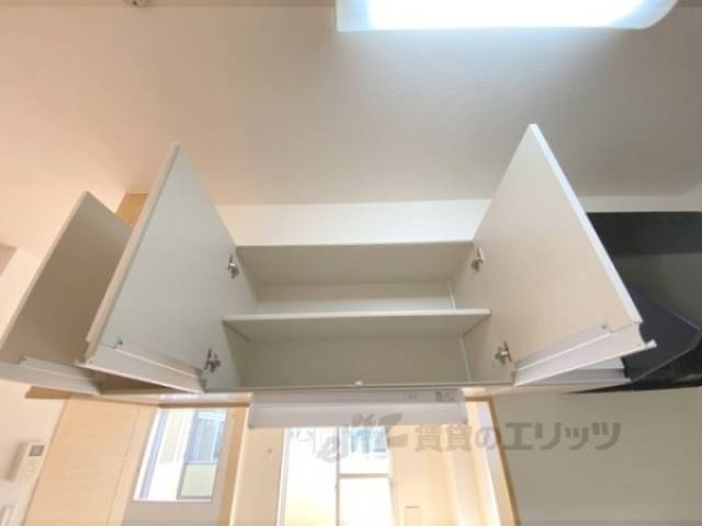 キッチン　収納