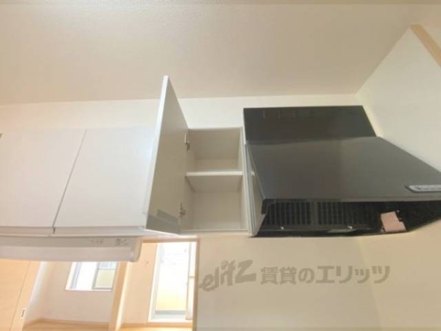 キッチン　収納