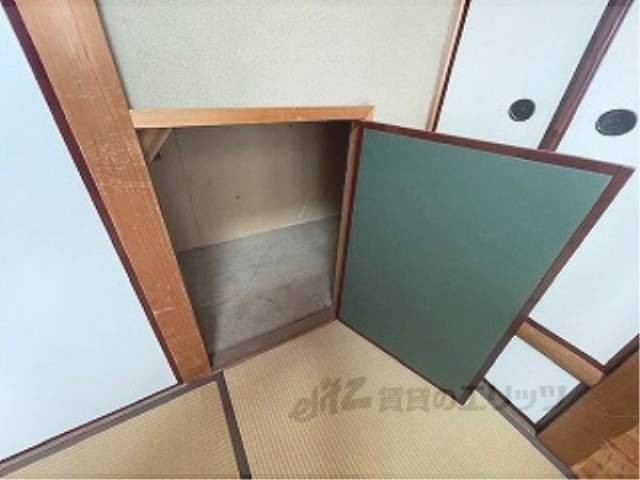 和室　押入
