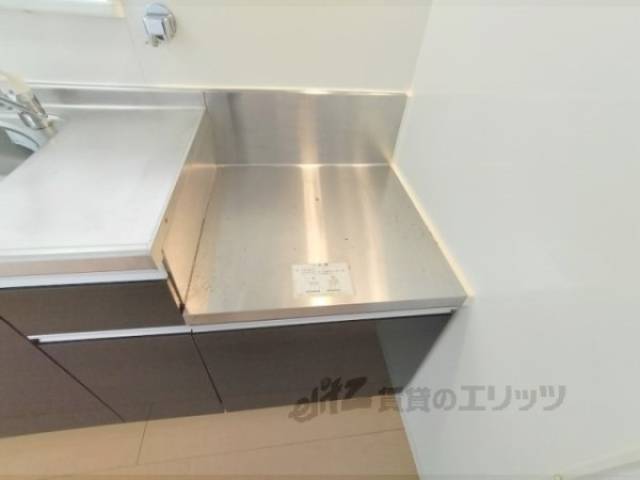 キッチン　コンロ置場