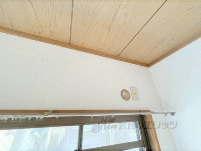 エアコン　設置場所