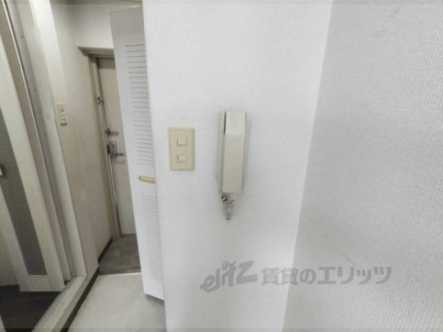 イメージ写真　ドアホン