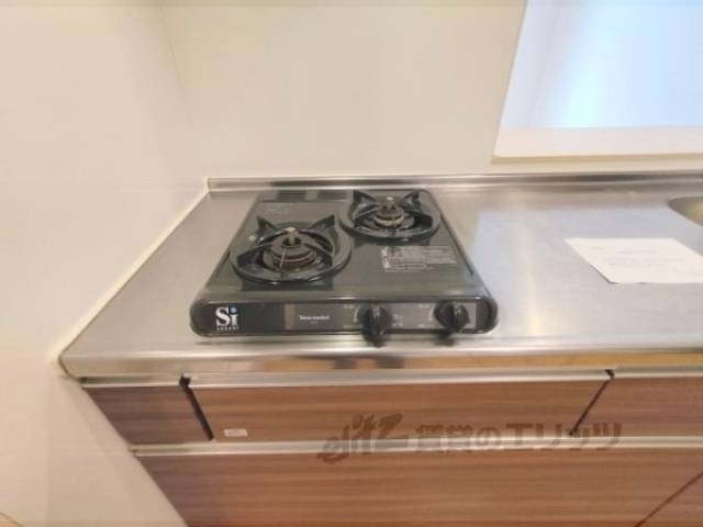 キッチン　コンロ