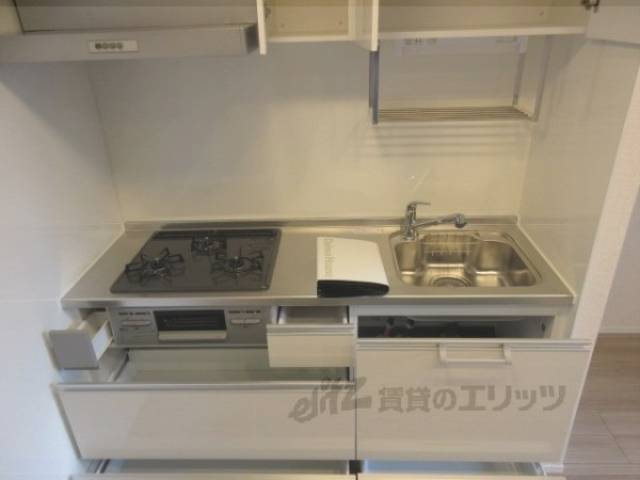 キッチン　収納