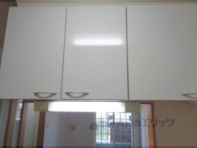 キッチン　収納