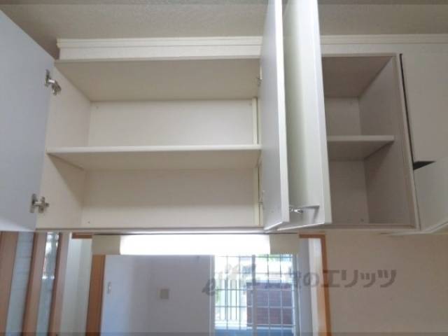 キッチン　収納