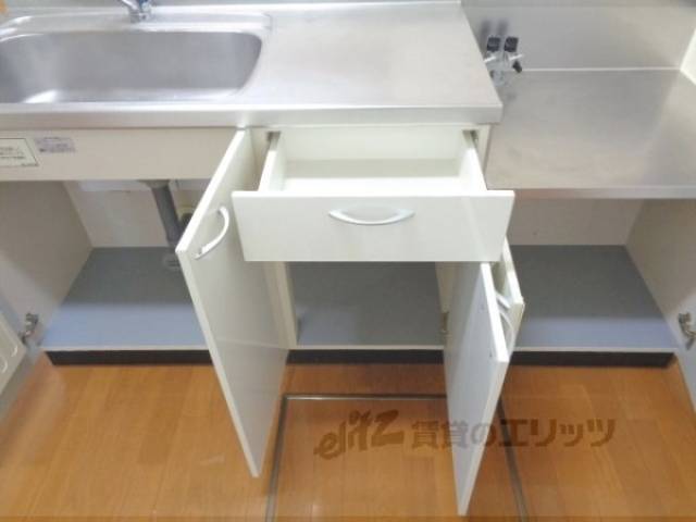 キッチン　収納