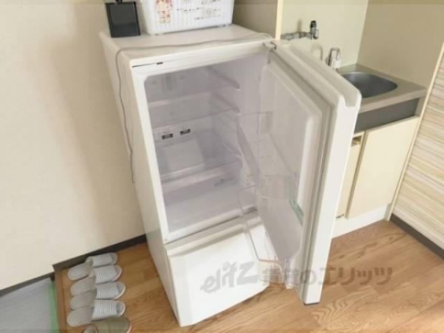 キッチン　冷蔵庫