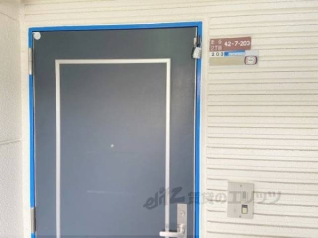 玄関　インターホン