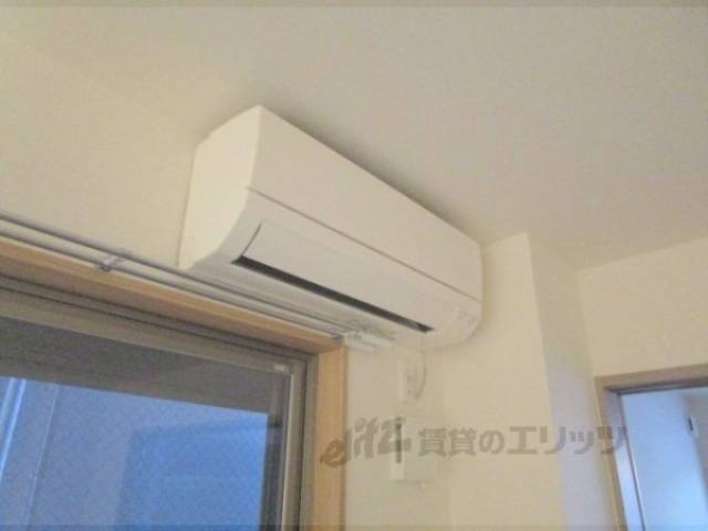 エアコン　リビングエアコン