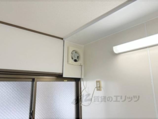 キッチン　換気扇