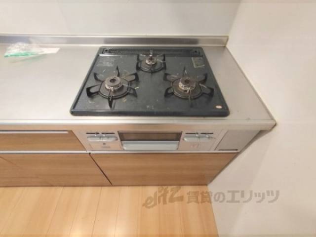 キッチン　コンロ
