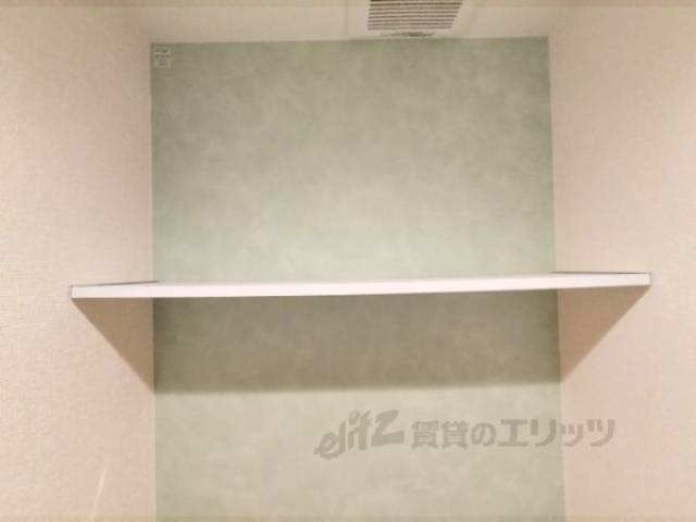 トイレ　棚