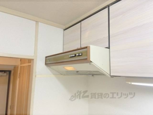 キッチン　換気扇