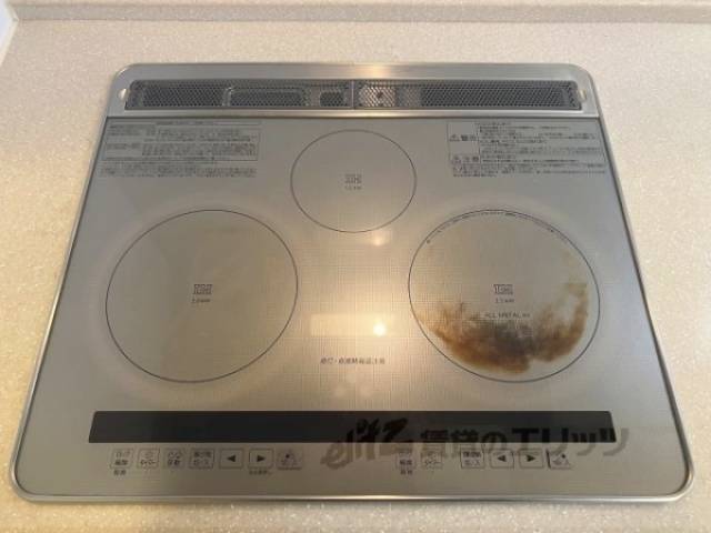 キッチン　コンロ