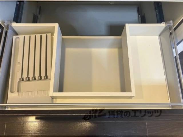 キッチン　下部収納