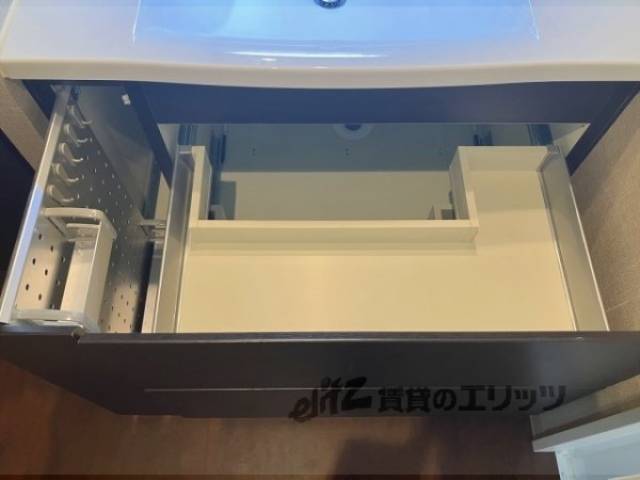洗面所　下部収納