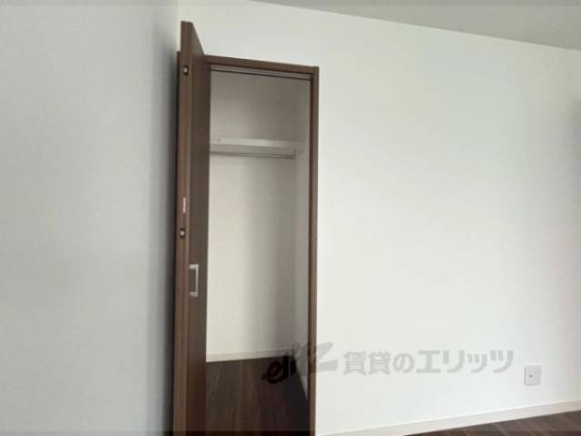 洋室　6帖